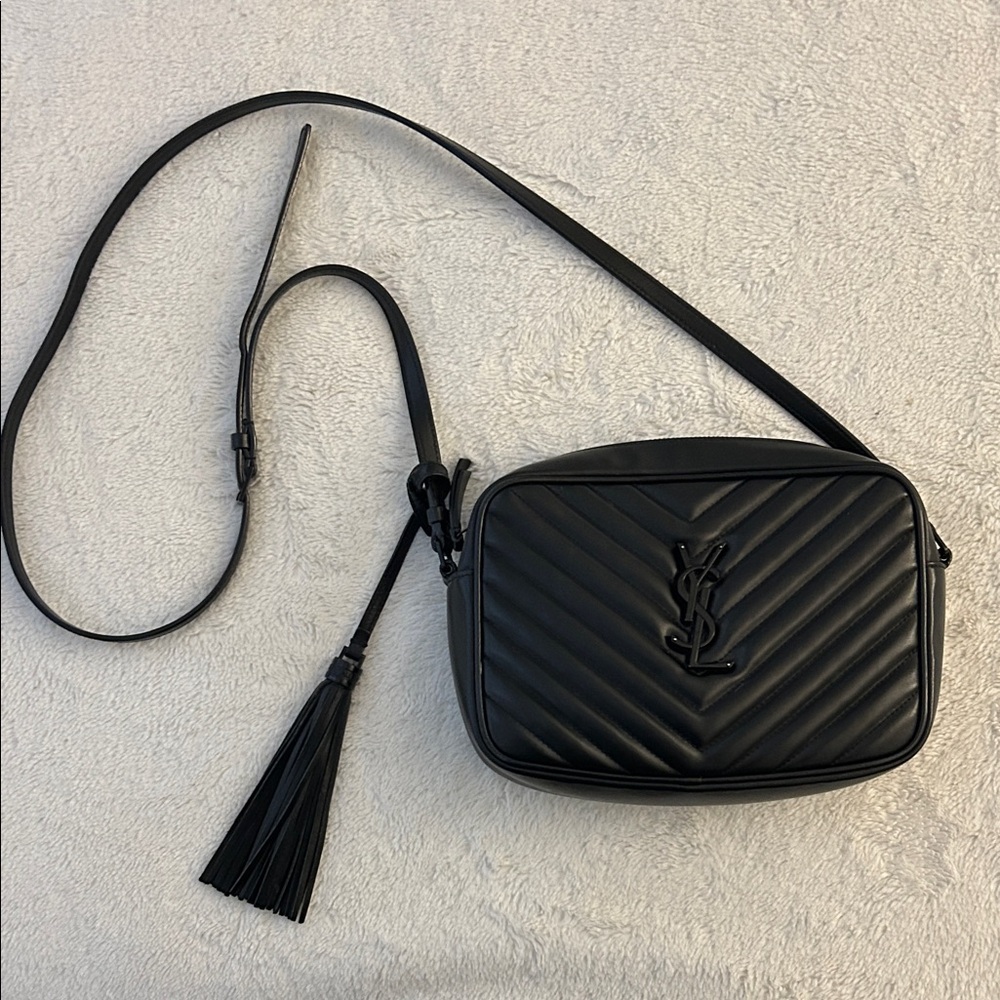 Authentic Black Chevron Leather Lou Tassel Camera Crossbody Bag